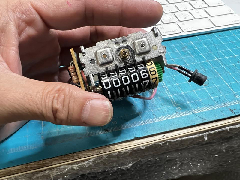 ホンダ ジャズ メーターの分解修理